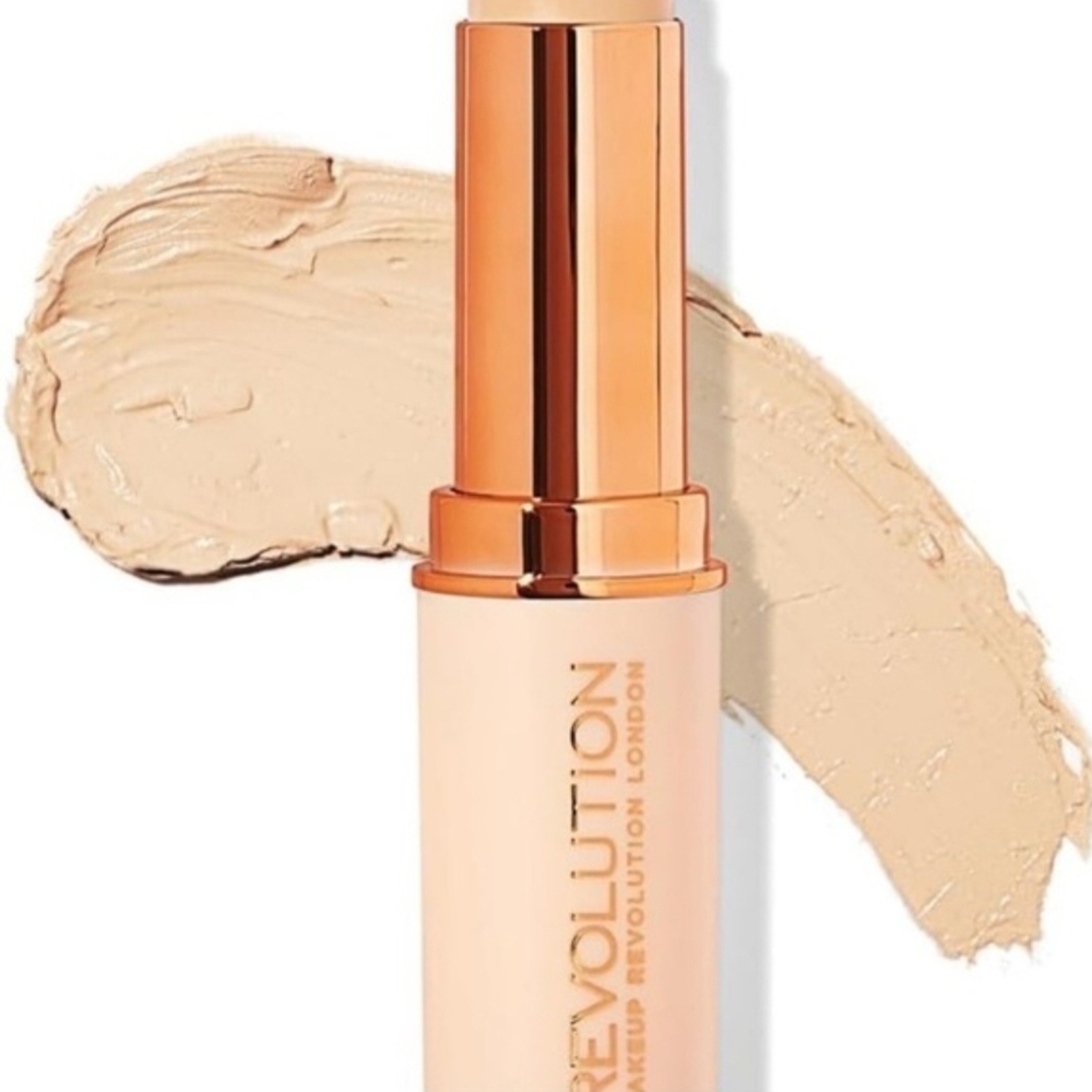 Revolution Beauty Foundation Stick | Choose Your Shade - Picture 2 of 4